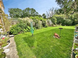 TOPPESFIELD AVENUE- click for photo gallery